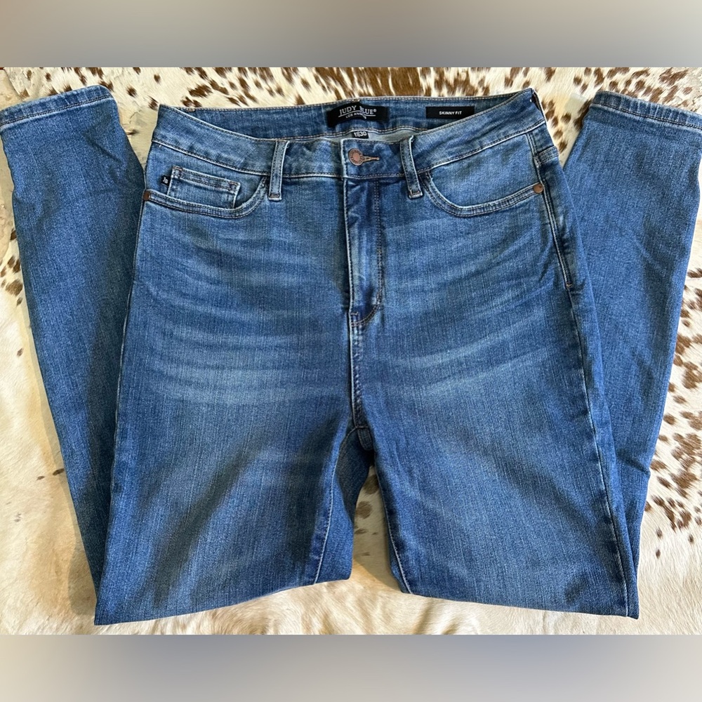 *SOLD* Judy Blue High Rise Skinny Jean